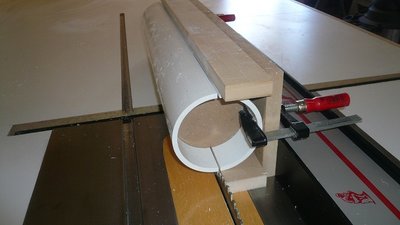 pipe closes down on disks not blade