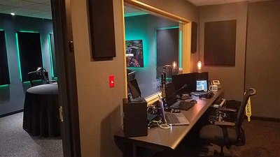 desk-2.jpg
