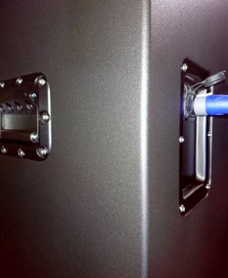 space age polycarbonate Pennelcom handle