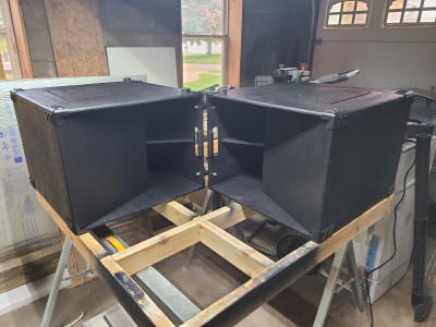 v-plate mockup