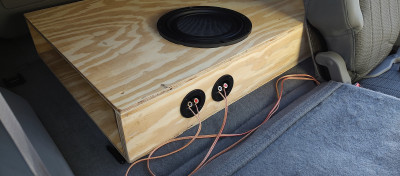Truck Tuba speaker connectors.jpg