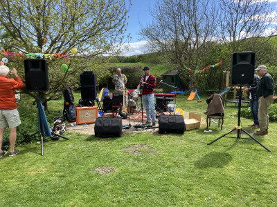 Both Simplexx 1x12 cabs with Bergantino Forté HP2 (after sound check)