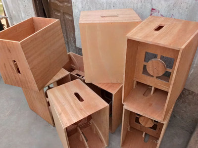 Naked Boxes