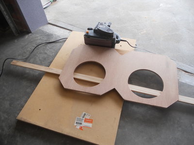 28 adjusting width of baffle.jpg