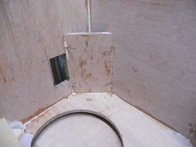 33 non standard clamping of corner vents.jpg