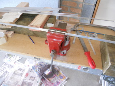 78 cutting aluminium.jpg
